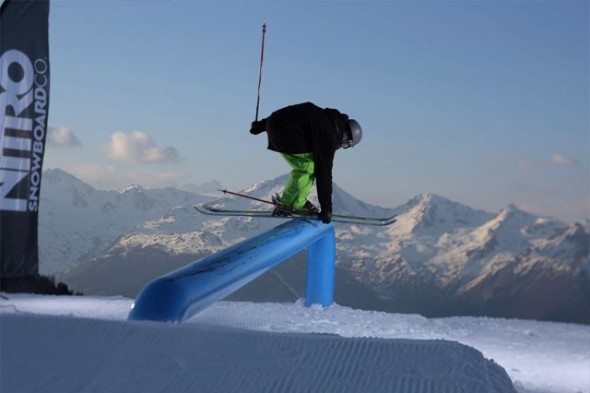 Acrobatics on skis